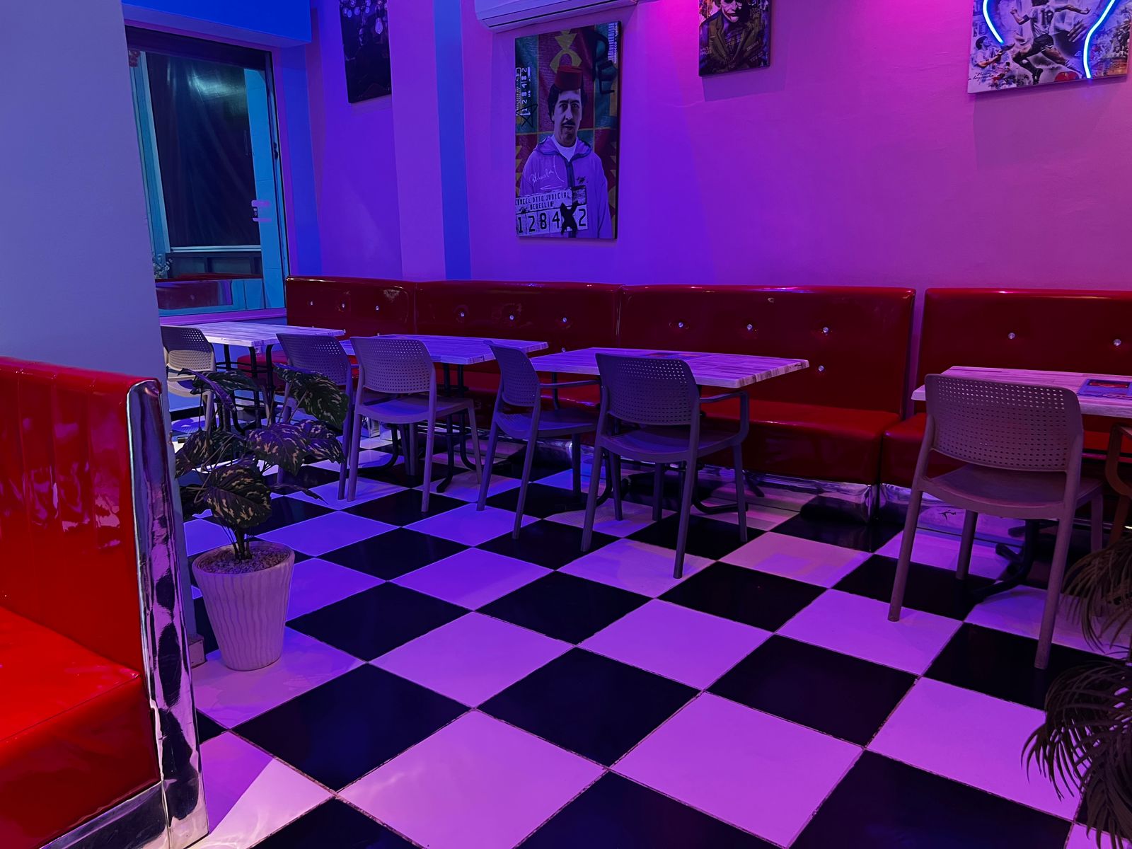 80's Restaurant salle